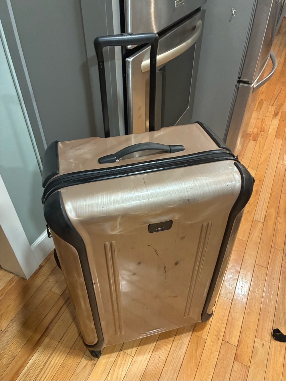 Tumi Vapor 30” Large Trip Packing Hardcase Spinner Luggage Black Pink Gray